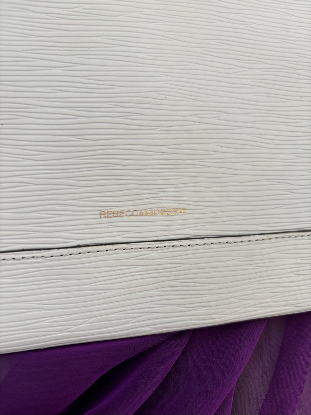 Rebecca Minkoff Leo envelope clutch with zipper detail. GUC. - Picture 3 of 13